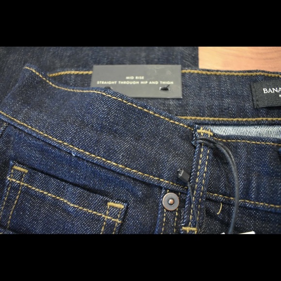 NWT Banana Republic Girlfriend Jeans - Picture 4 of 5